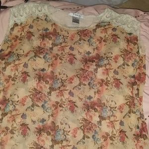 Floral print top